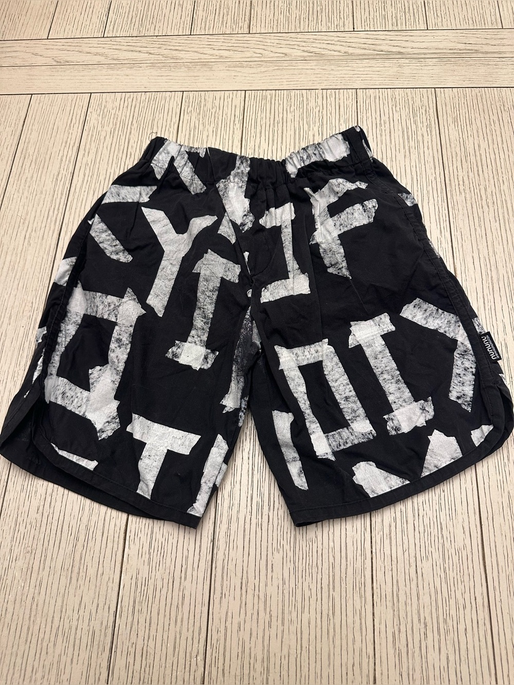 Nununu Swim Shorts Size 8/9